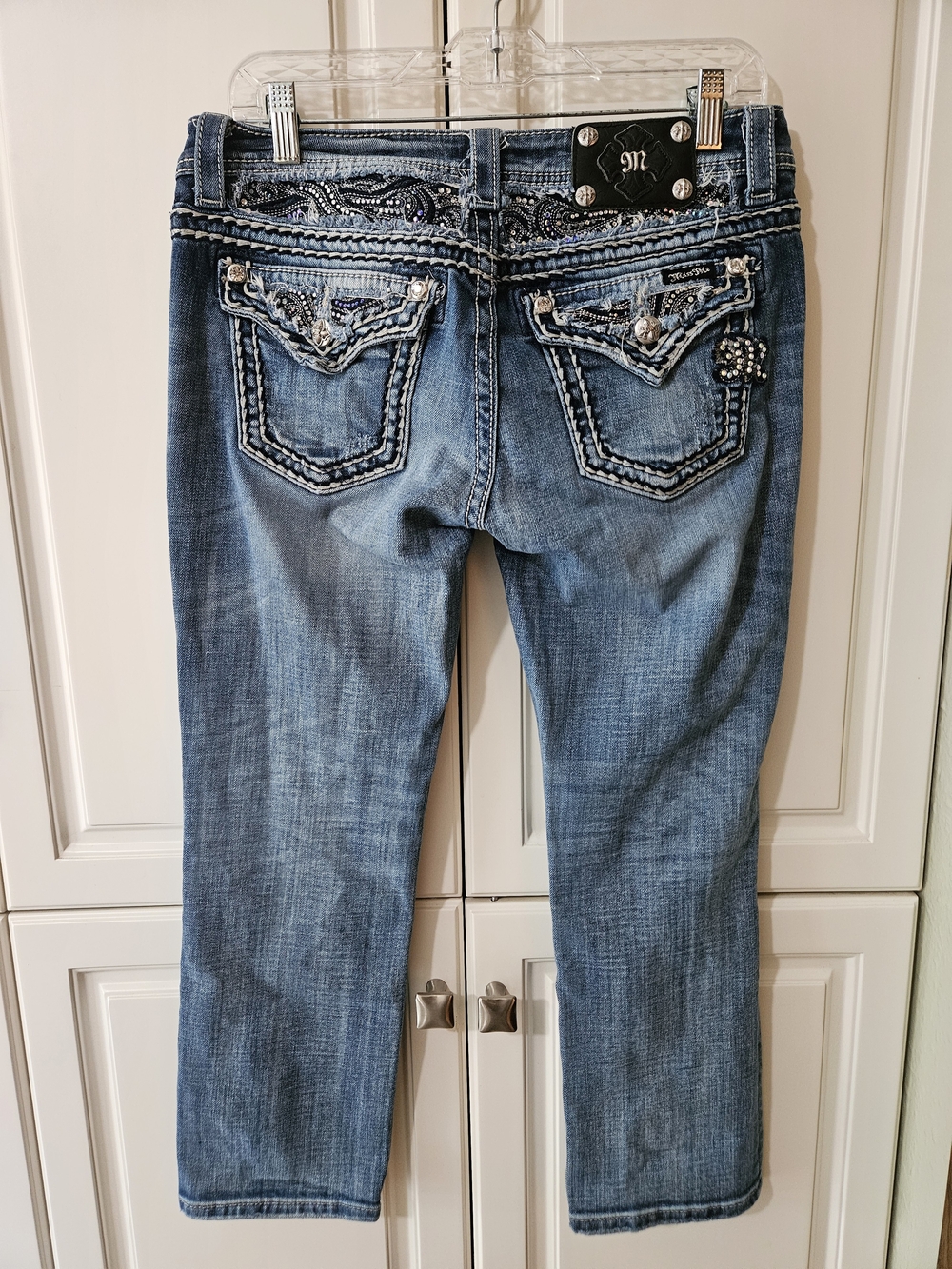 Miss Me Bling Rhinestone Capris Distressed Ripped Y2k Edgy Casual Glam Western